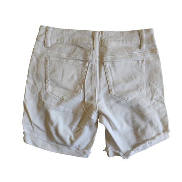 Blue Asphalt NWT White Distressed Denim Jean Shorts Size‎ 3 - Picture 6 of 10